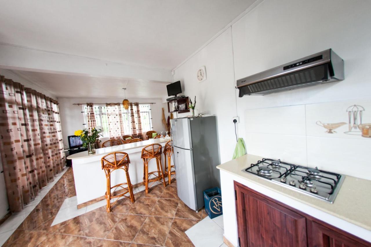 Suntoo Villa Wind & Kitesurf Accommodation La Gaulette Eksteriør bilde